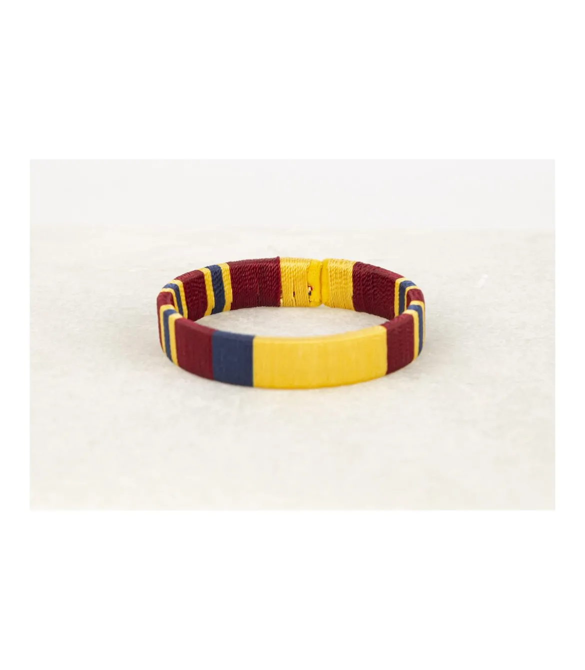 Brazalete Hilos Tri-color