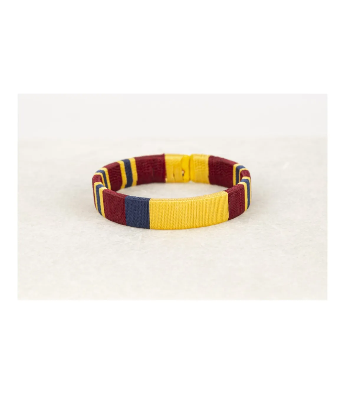 Brazalete Hilos Tri-color