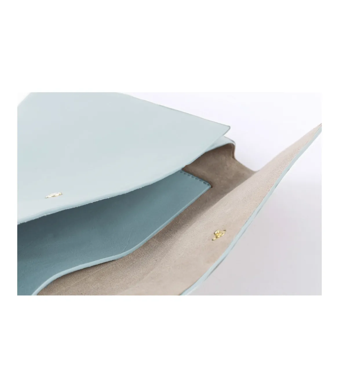 Clutch Con Solapa S Rebeca