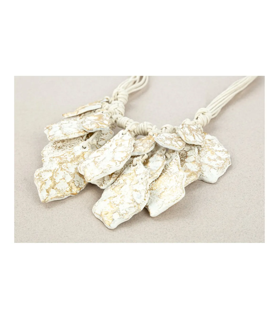 Collar Hojas