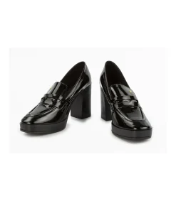 Zapato Mocasin Con Tacon Charol Mauve