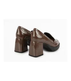 Zapato Mocasin Con Tacon Charol Mauve